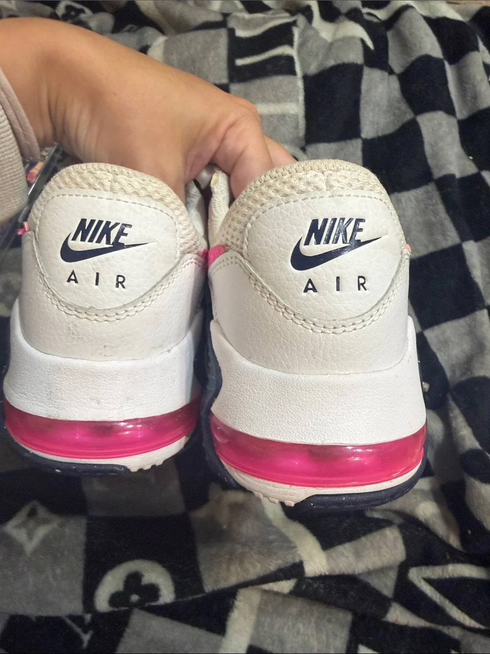 Nike lightweight sneakers
